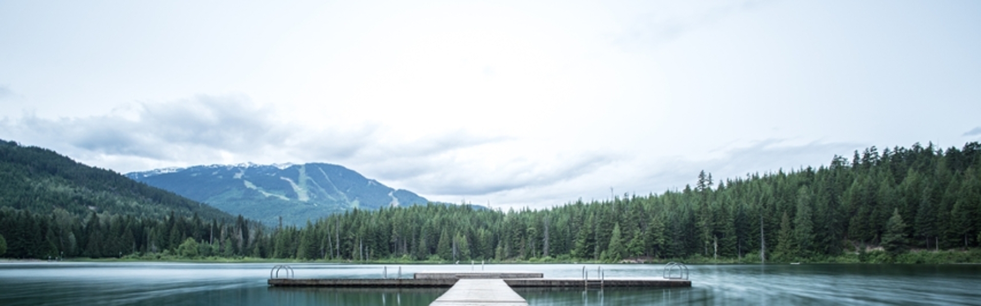 image of a lake mountain view